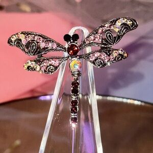 Dragonfly Brooch Moving Tail